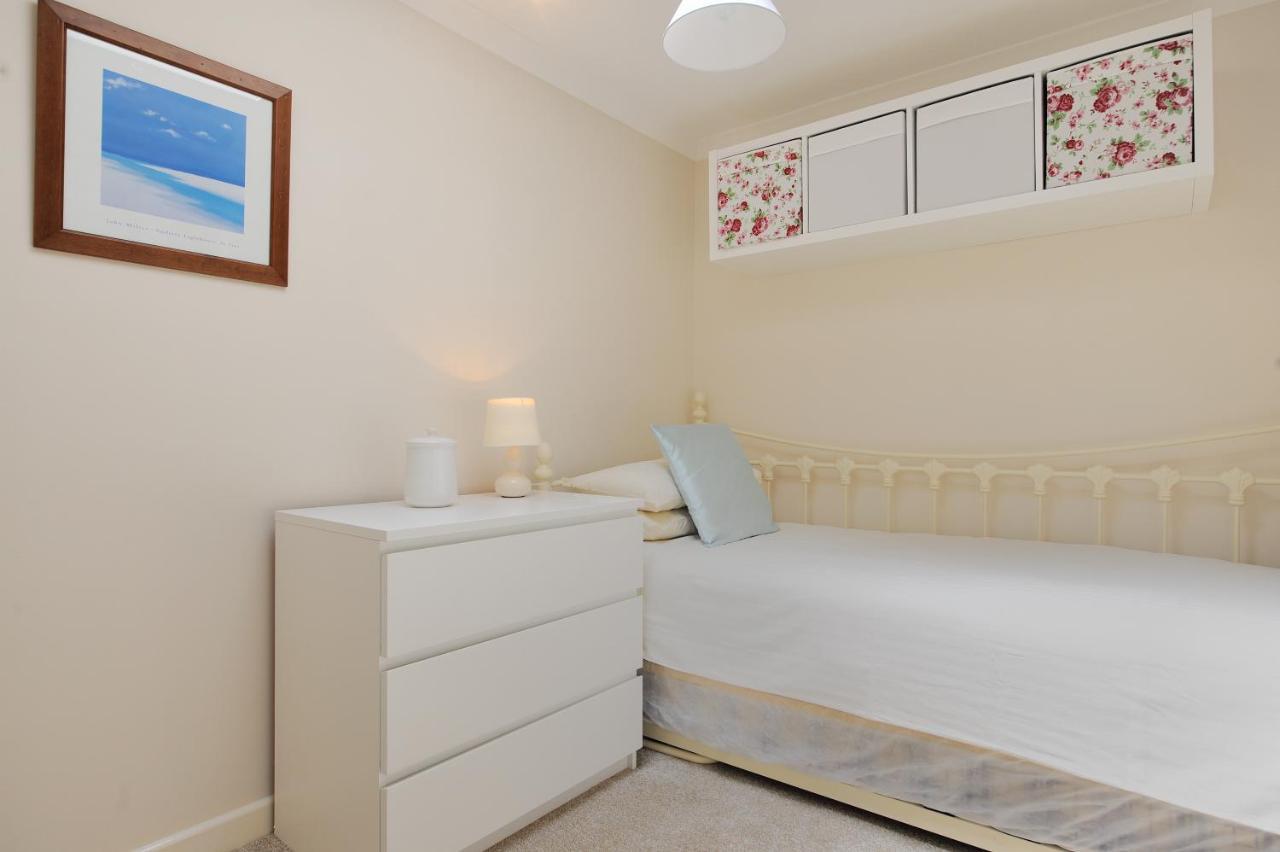 36 Fernhill Heights Charmouth
